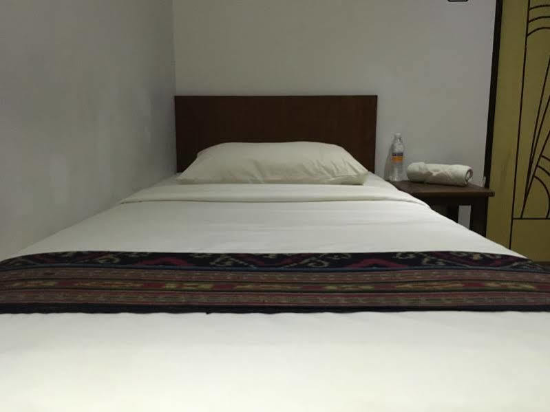 My Place Hotel & Lodge Kuching Buitenkant foto