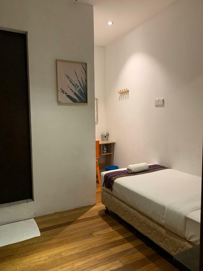 My Place Hotel & Lodge Kuching Buitenkant foto