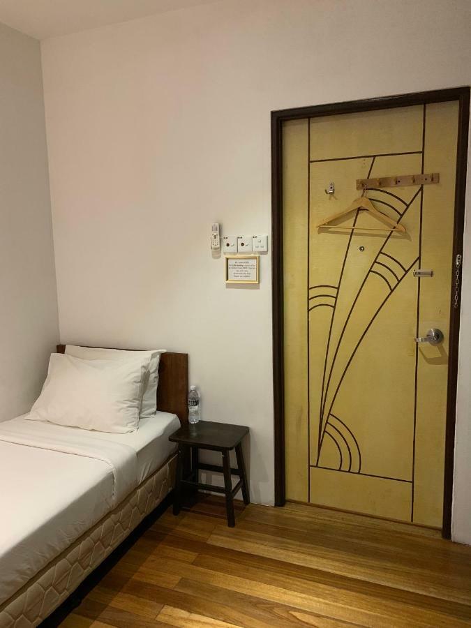 My Place Hotel & Lodge Kuching Buitenkant foto