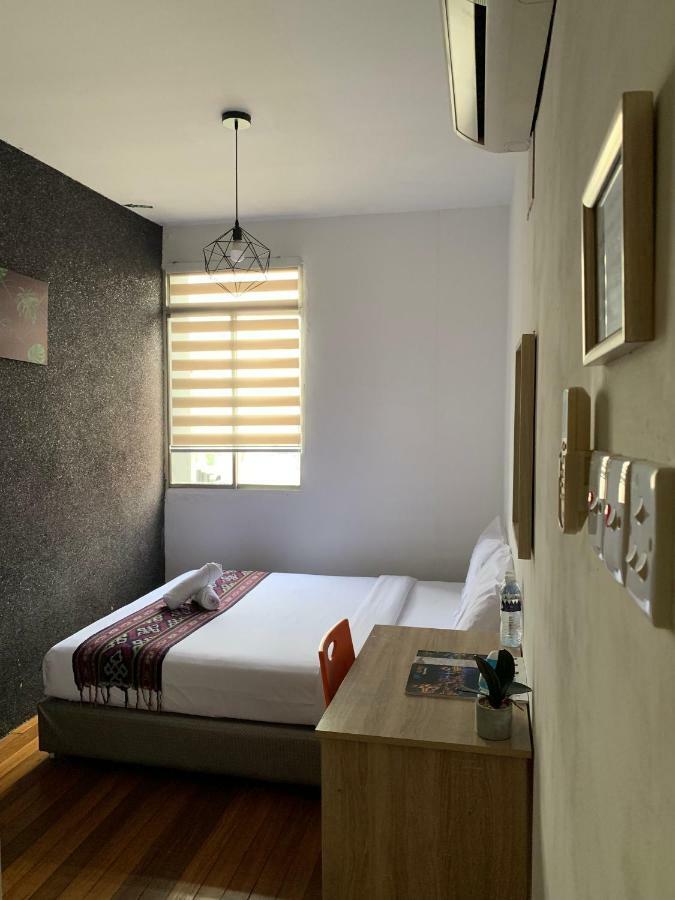 My Place Hotel & Lodge Kuching Buitenkant foto